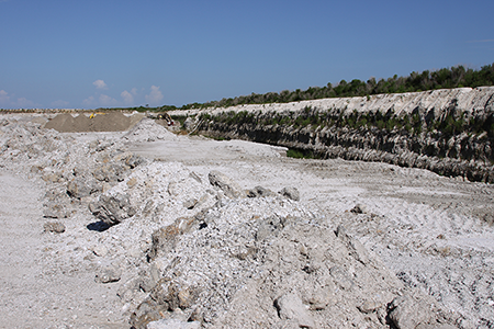 Image of A quarry operation in southern Florida.